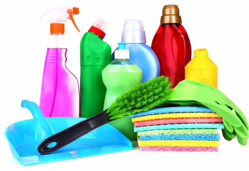 Professional carpet cleaning in a Surbiton home