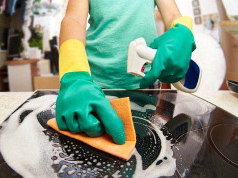 Carpet cleaning equipment used for deep cleaning in Surbiton